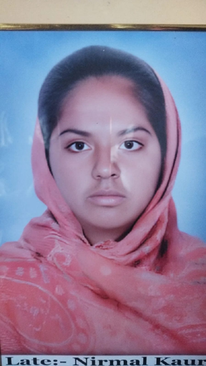 पीजीआईएमईआर में  इंतजार कर रहे अंग विफलता के कई मरीजों के लिए आशा की किरण जगाते हुए, 24 वर्षीय निर्मल कौर के दाता परिवार ने अंग और ऊतक दान के माध्यम से 4 जिंदगियों को प्रभावित किया।